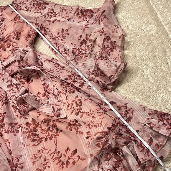 STELLAH Blush Floral Dress - Picture 16 of 16